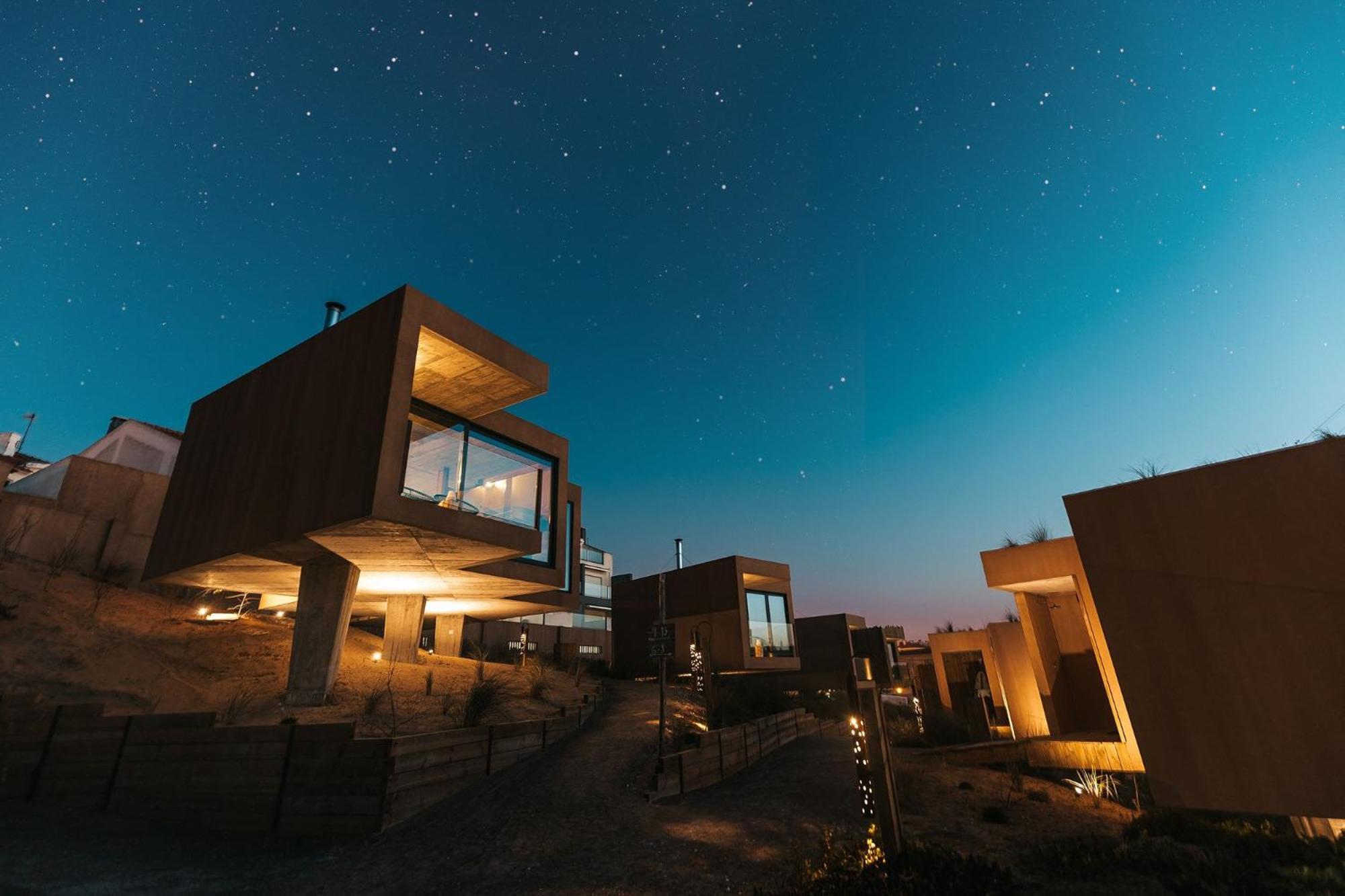 Отель Noah Surf House Portugal Санта-Круш Экстерьер фото