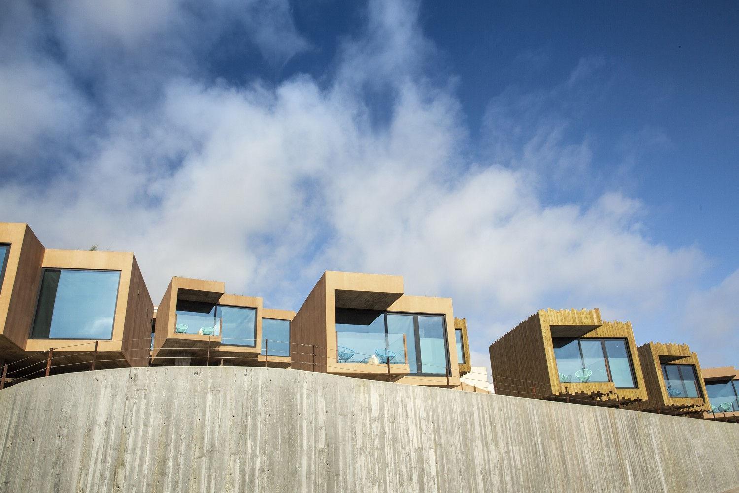 Отель Noah Surf House Portugal Санта-Круш Экстерьер фото